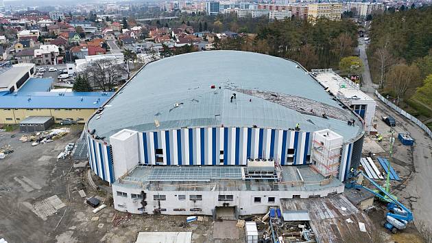 Rekonstrukce zimního stadionu Kladno (25.4.2022).