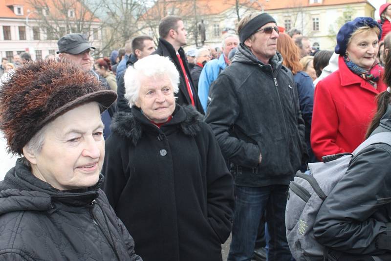 Návštěva prezidenta Miloše Zemana ve Slaném na náměstí.