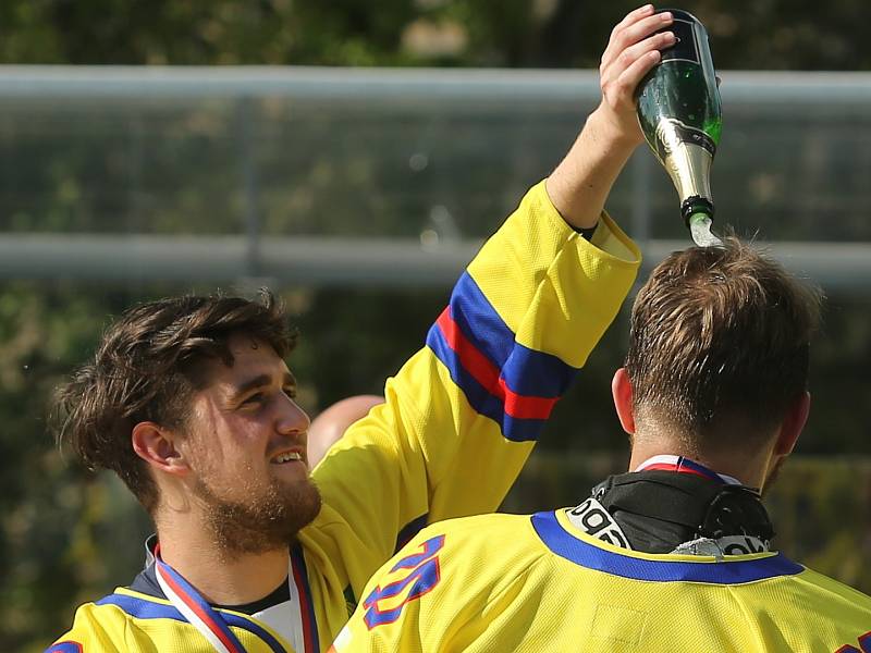 Alpiq Kladno – Kert Praha 0:2  , Kladno 18. 5. 2019, finále Extraligy hokejbalu 2018-9 , Kert vyhrál i třetí zápas a slaví titul.