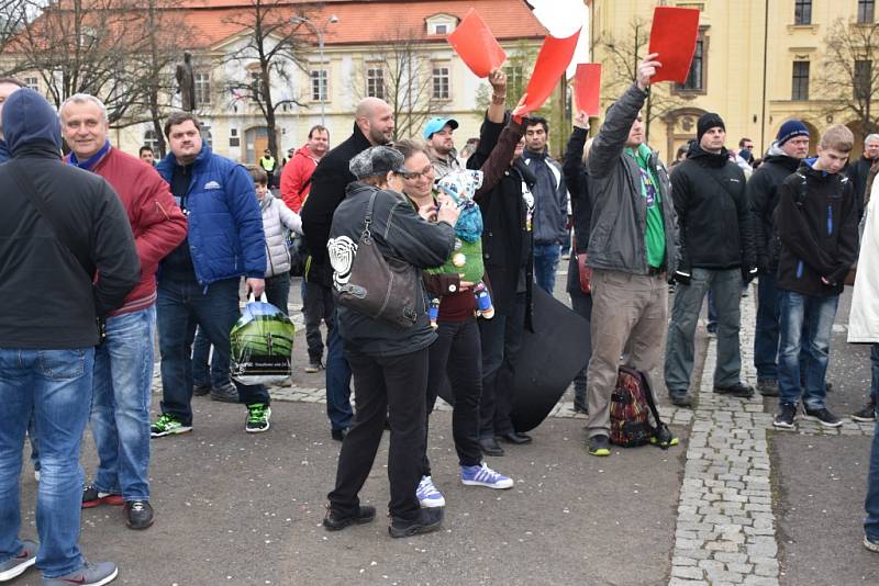 Návštěva prezidenta Miloše Zemana ve Slaném na náměstí.