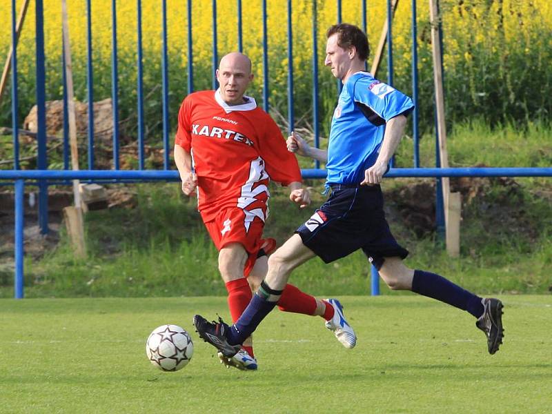 Kartex Braškov - Městečko 2:2,  utkání I.B, tř. sk.A - 2009/10, hráno 23.5.2010