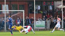 Třetiligový Slovan Velvary přivítal v rámci MOL Cupu mistrovskou Slavii Praha.