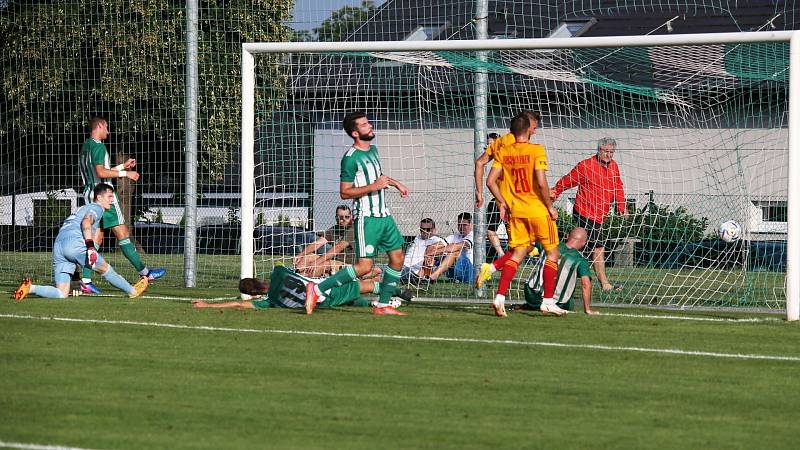 Sokol Hostouň - FK DUKLA Praha 0:3 (0:1), 1. kolo 24. 8. 2022