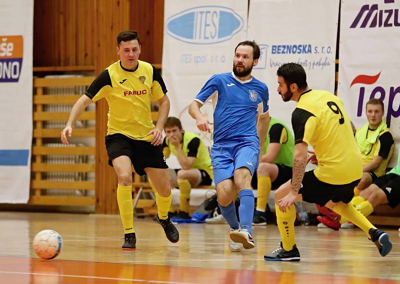 Futsal II. liga západ - Kladno - Ústí nad Labem 2:6.