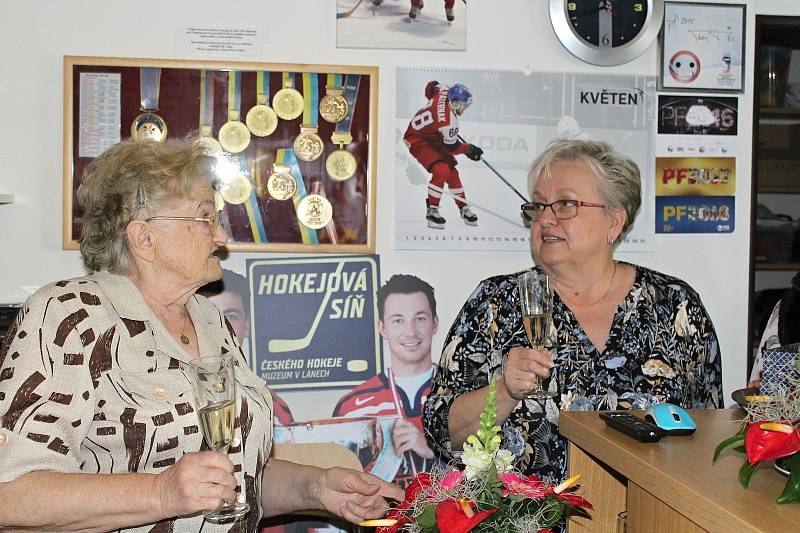 Josef Hošek otevřel v Lánech nové prostory ve své Hokejové síni slávy.