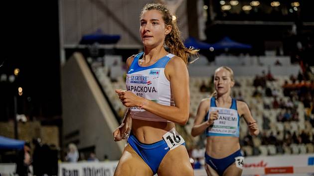 Radana Lapáčková při závodě na juniorském mistrovství Evropy v Jeruzalémě