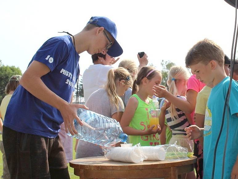 Více než 400 dětí z několika kladenských škol se zúčastnilo náboru SK Kladno. 