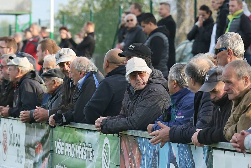 Sokol Hostouň - SK Kladno 2:0, Divize B, 28. 4. 2019