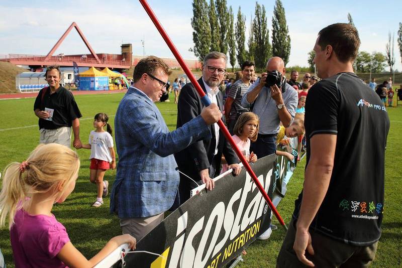 Atletika pro děti ovládla slánský stadion.