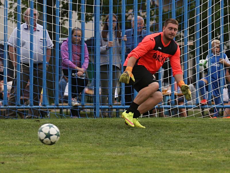 SK Braškov - Internacionálové ČR 3:2. Oslavy 90 let fotbalu na Braškově 