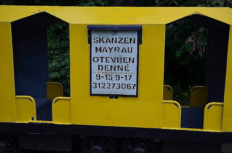 Ze zahájení expozice Dagmar Šubrtové na Mayrau.