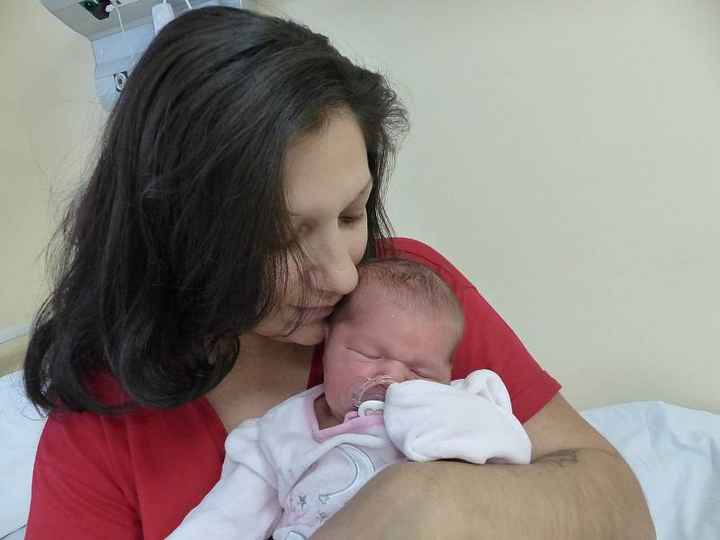 Julie Žížalová se narodila 20. prosince 2020 v kolínské porodnici, vážila 3930 g a měřila 50 cm. V Českém Brodě ji přivítali sourozenci Kateřina (9), Josef (6), Terezka  (5) a rodiče Tereza a Josef.