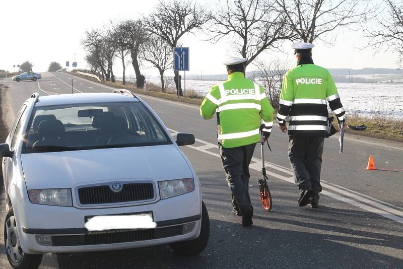 Tragická dopravní nehoda u Slaného si vyžádala tři mrtvé