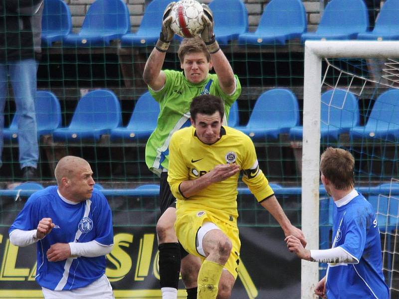 Jakub Jakubov bezchybně //  SK Kladno a.s. - Sparta Praha B a.s. 0:0 (0:0), 2. kolo Gambrinus ligy 2009/10, hráno 20.3.2011