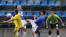 Pavel Kadeřábek v šanci //  SK Kladno a.s. - Sparta Praha B a.s. 0:0 (0:0), 2. kolo Gambrinus ligy 2009/10, hráno 20.3.2011