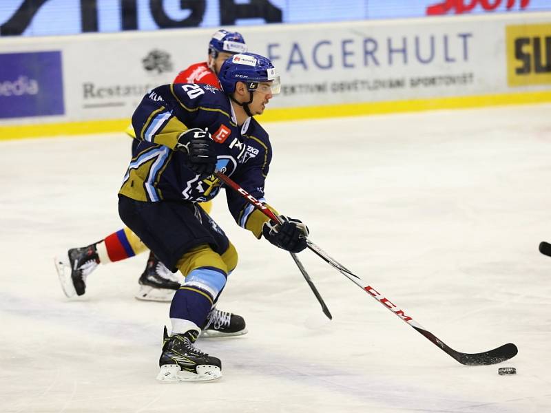 Čtvrté semifinále play off - Kladno (v modrém) hostilo České Budějovice.