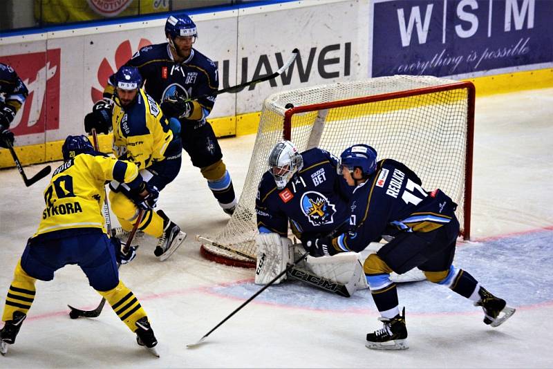 Kladno (v modrém) přivítalo doma vedoucí tým WSM ligy - Přerov. 