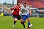 Krajský přebor: Slaný (v bílém) přejelo doma Hvozdnici 6:1.