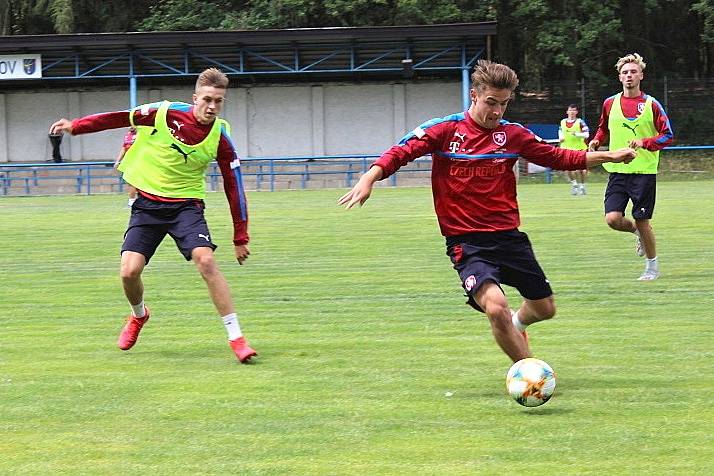 Závěrečné soustředění reprezentace ČR do 19 let před odletem na ME v Arménii.