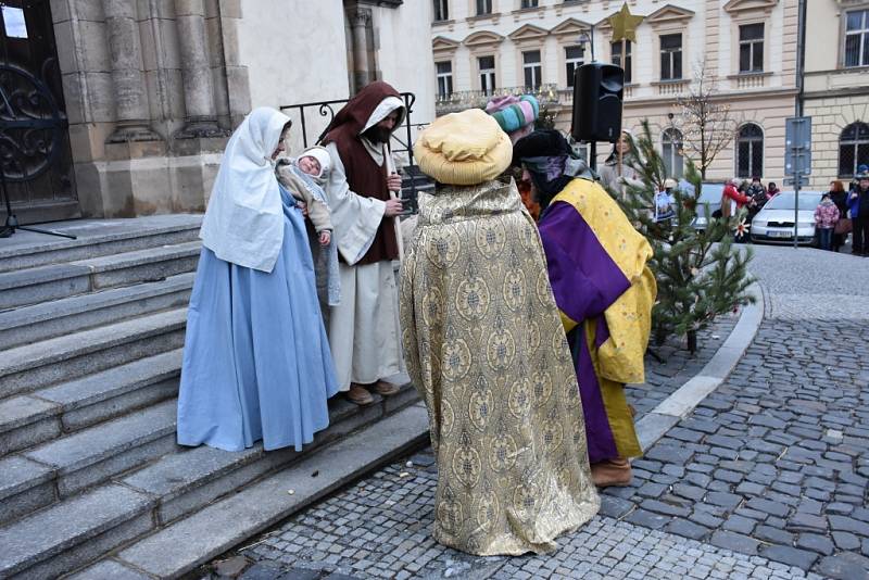 Tříkrálový průvod prošel Kladnem.