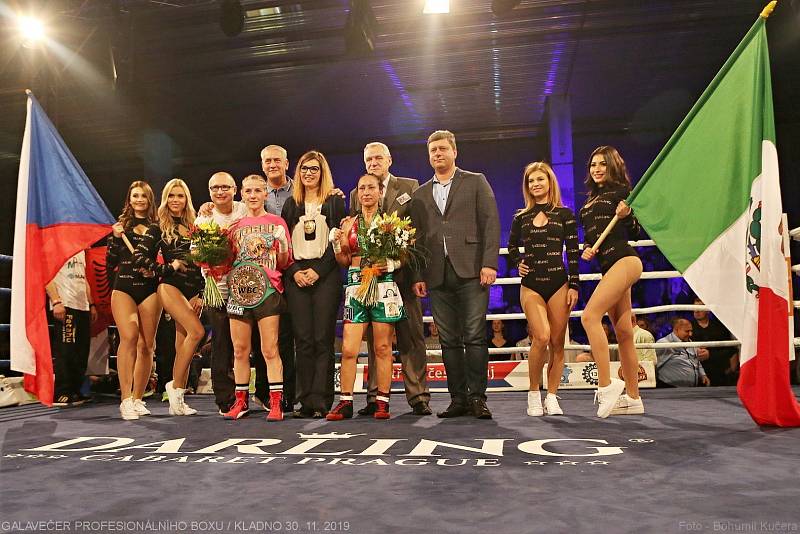 Fabiána Bytyqi vs Anna Arrazola // Galavečer profesionálního boxu BOXING LIVE / Kladno 30. 11. 2019