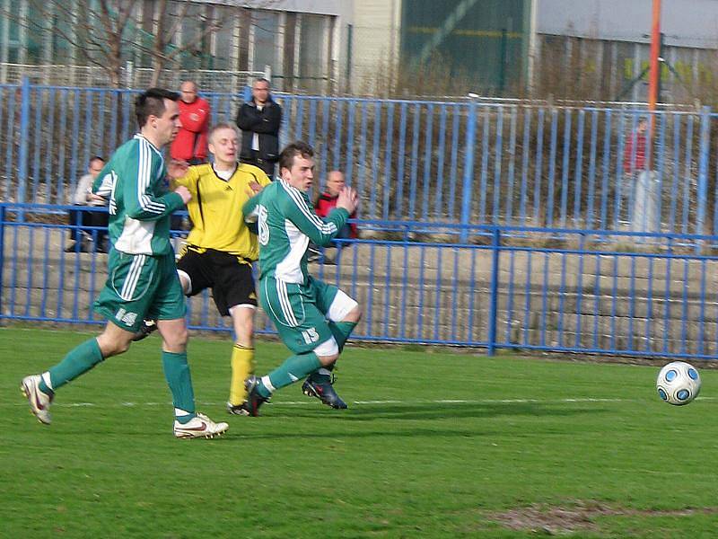 Fotbalový zápas ve Slaném. SK Slaný X Sokol Hostouň. Výhra pro domácí 2:0