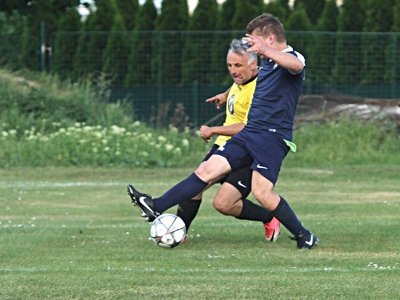 Sparta Kladno - SK Buštěhrad 1:6 (0:2), III. třída sk. A, okr. Kladno, 12. 5. 2018