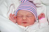 MIA BĚŤÁKOVÁ, TUŘANY. Narodila se 14. července 2020. Po porodu vážila 2,53 kg a měřila 46 cm. Rodiče jsou Michaela Králová a Petr Běťák. (porodnice Slaný)