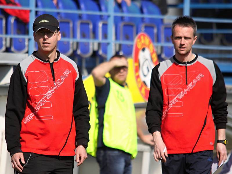 Martin Čurda a Miroslav Chadima //  SK Kladno -1. FC Karlovy Vary  3:0 (1:0) , utkání 19.k. ČFL  2011/12, hráno 17.3.2012