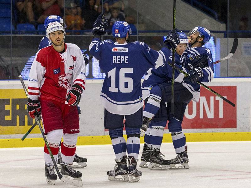 Kladno v úvodu sezony přehrálo doma Slavii 3:2.