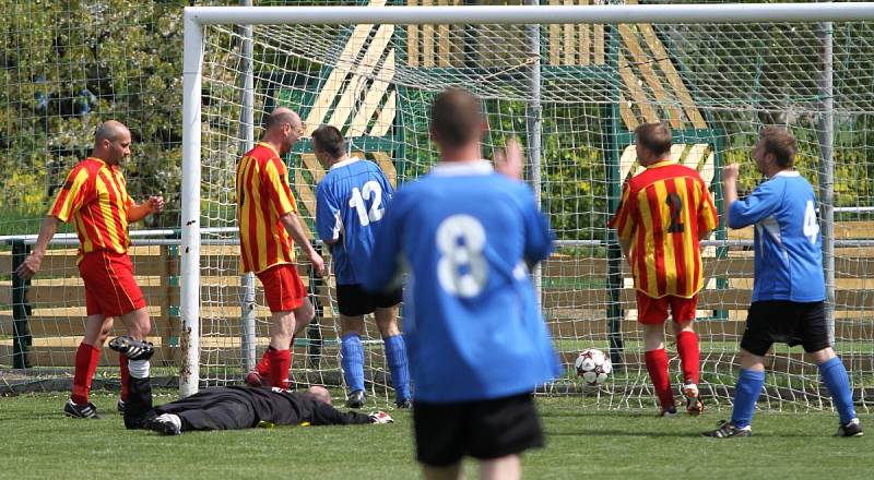 Sokol Lidice B - Sokol Bratronice 3:2 pk, IV.tř. sk.A, okr. Kladno, 20. 4. 2014