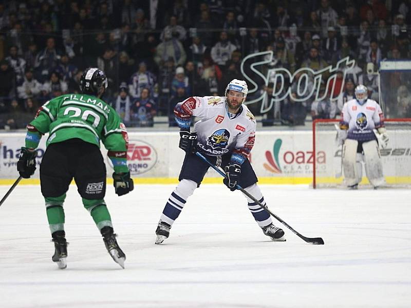 Kladno (v bílém) hostilo ve středočeském extraligovém derby Mladou Boleslav.