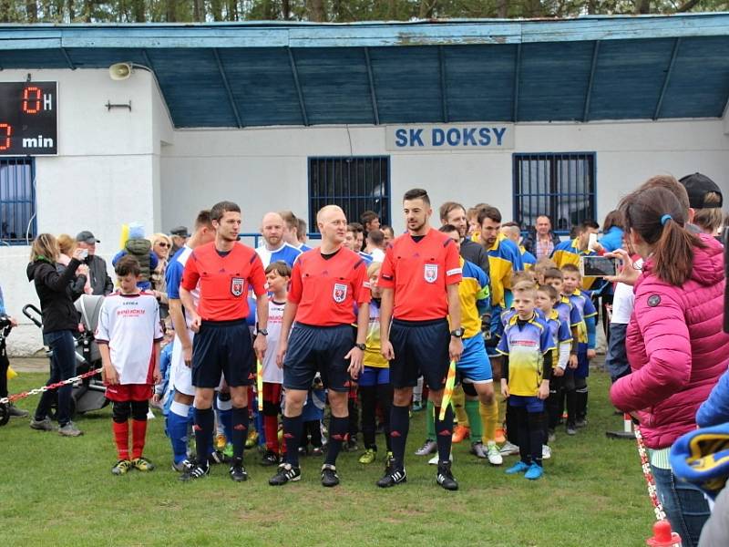 Vesnický fotbal v přímém TV přenosu! Doksy přivítaly Unhošť. 