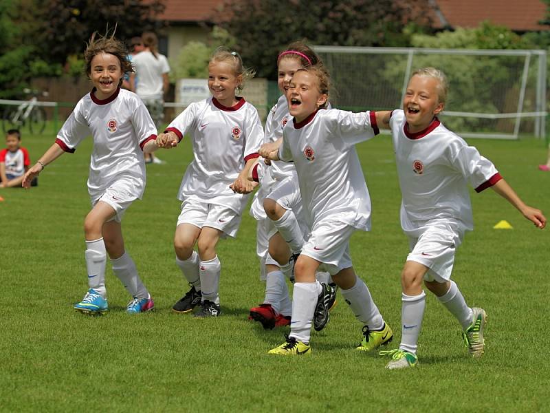 HOSTOUŇ CHILDREN FOTBAL CUP 2013