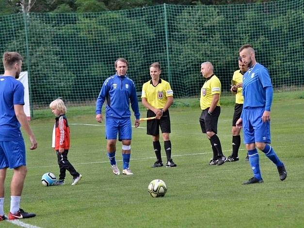 I. A třída: Doksy (v modrém) nečekaně přehrály doma Podlesí 3:1.