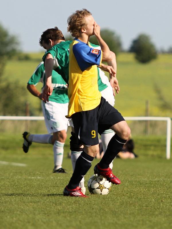 Rakovník vybojoval v Hostouni výhru i postup / Sokol Hostouň - SK Rakovník 1:2, I.A. tř. sk. A, 1.6.2014