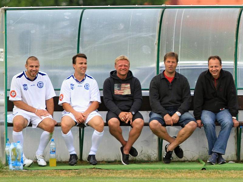 HC Kladno - SK  Lidice 6:4 (2:0) , přátelské utkání v rámci přípravy HC Kladno,  hráno 9.6.2011