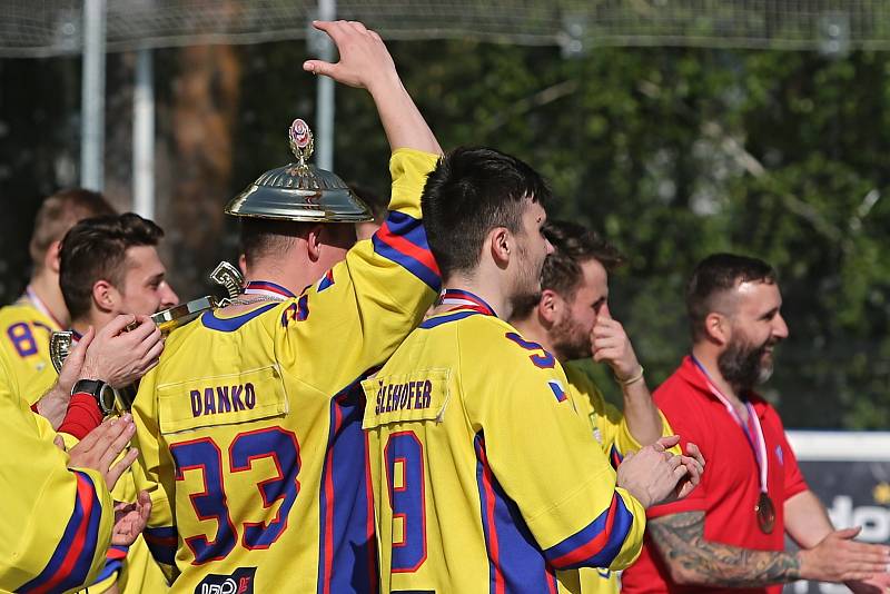 Alpiq Kladno – Kert Praha 0:2  , Kladno 18. 5. 2019, finále Extraligy hokejbalu 2018-9 , Kert vyhrál i třetí zápas a slaví titul.