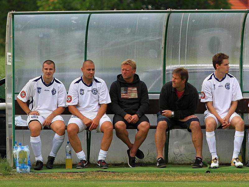 HC Kladno - SK  Lidice 6:4 (2:0) , přátelské utkání v rámci přípravy HC Kladno,  hráno 9.6.2011