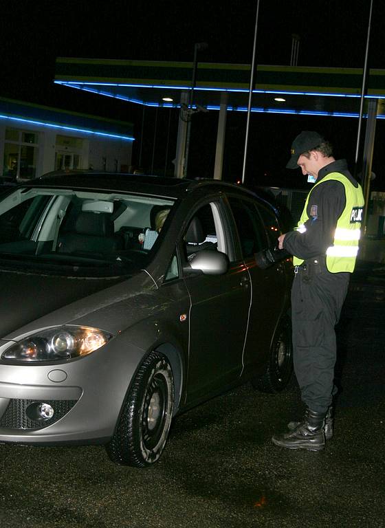 Do bezpečnostní bylo v pátek a sobotu mimořádně nasazeno několik desítek policistů.