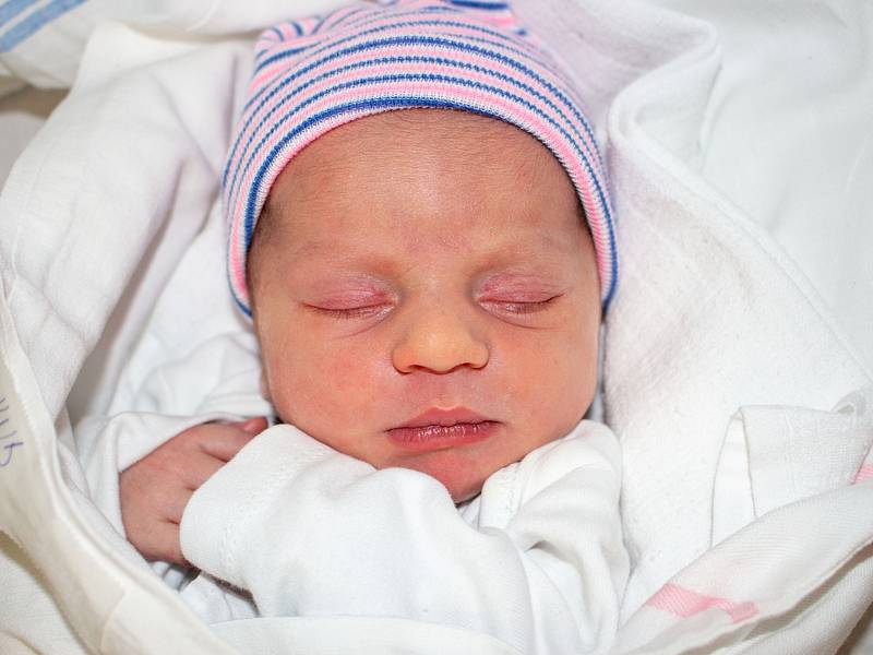 JAKUB TKADLEC, SLANÝ. Narodil se 28. října 2019. Po porodu vážil 3,3 kg a měřil 49 cm. Rodiče jsou Šárka Tkadlecová a Jan Tkadlec. (porodnice Slaný)