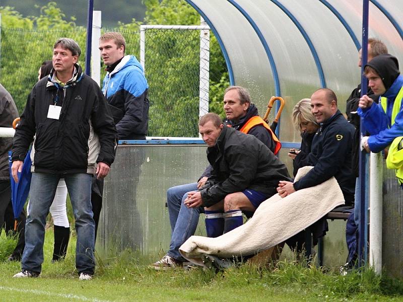 Čechie Velká Dobrá - SK Hřebeč 1:0 , utkání I.B stč. kraj, tř. 2012/13, hráno 1. 6. 2013