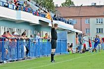 Fotbalová divize: Slaný (v modrém) prohrálo doma v úvodním zápase s Chomutovem 0:1.