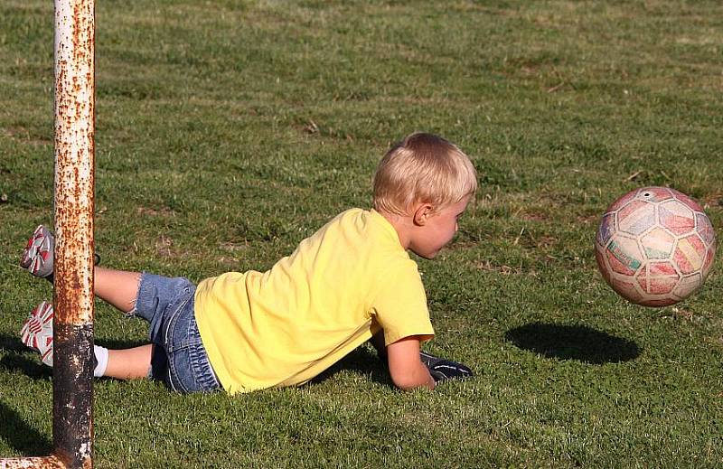 K turnajům patří i děti, jednou také nastoupí ke svému prvnímu utkání