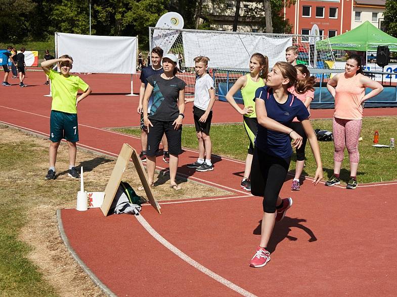 V Čáslavi proběhlo za účasti hvězd minulosti Šárky Kašpárkové či Michala Janáčka krajské kolo Odznaku všestrannosti