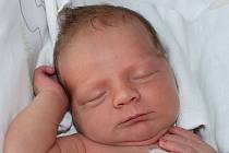MATYÁŠ VORLÍČEK, PODLEŠÍN. Narodil se 1. srpna 2020. Po porodu vážil 3,44 kg a měřil 51 cm. Rodiče jsou Michaela Vorlíčková a Pavel Vorlíček. (porodnice Slaný)