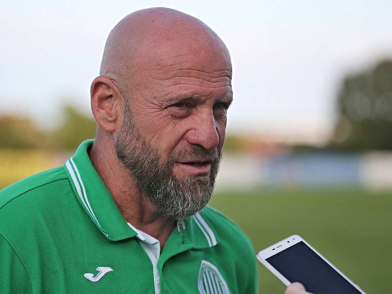 Ivan Pihávek, trenér Sokolů, byl dnes spokojený // Sokol Hostouň - FC Slavia Karlovy Vary 2:1, MOL Cup, 14. 8. 2019