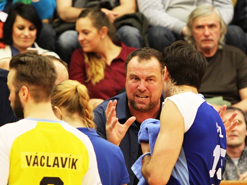 Kladno volejbal cz - VK ČEZ Karlovarsko 2:3, 3. utkání čtvrtfinále Extraliga volejbalu, Kladno 20. 3. 2016, stav série 2:1