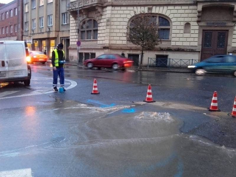 Havárie vody ve Slaném ve čtvrtek odpoledne