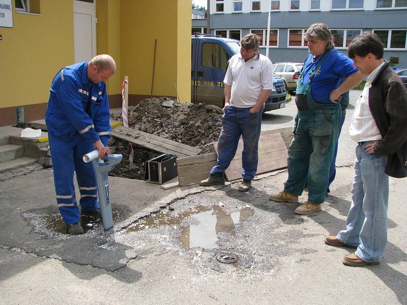 Únik plynu v Plzeňské ulici v Kladně